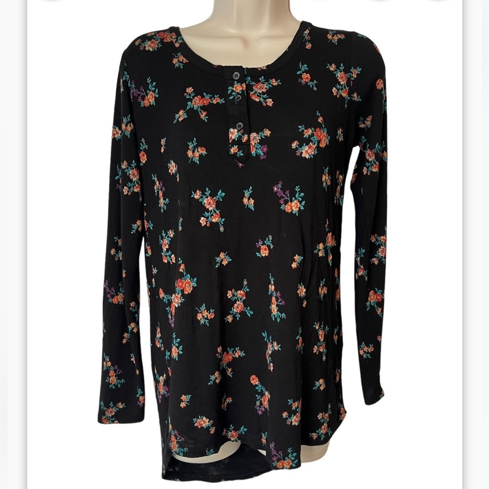 Pink Republic Women’s Medium Black With Orange Purple Floral Print Hi Low Shirt‎